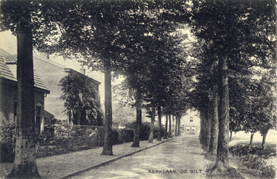 8110 Gezicht in de Kerklaan te De Bilt uit het zuiden.